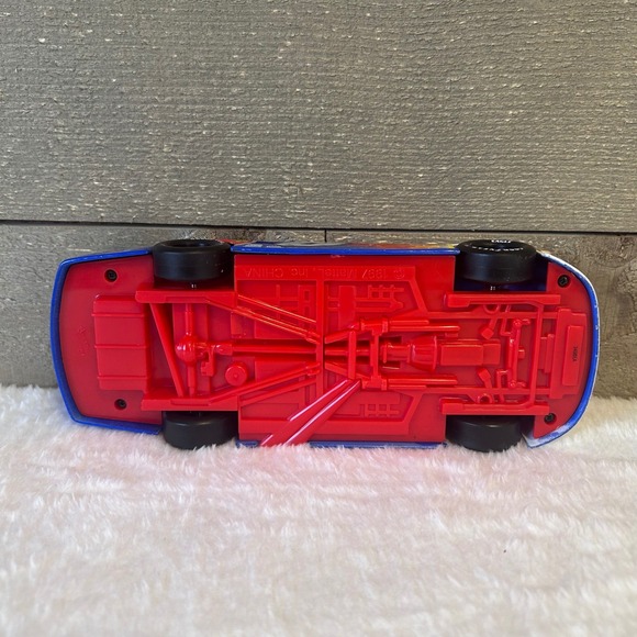 Hot Wheels NASCAR Car Number 6 Mark Martin 1:24 Valvoline Ford Taurus - Picture 3 of 9